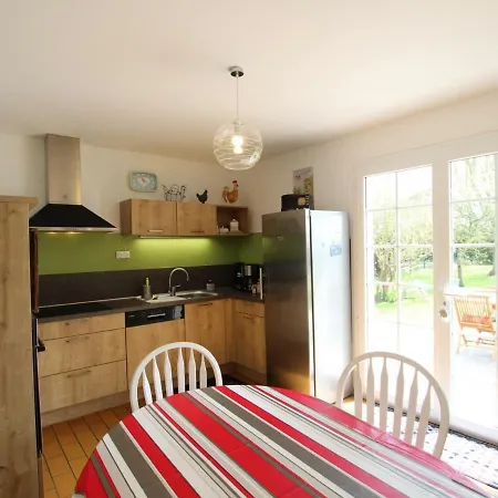 Holiday home Bricqueville-sur-mer, 6 Pieces, 11 Personnes - Fr-1-362-403